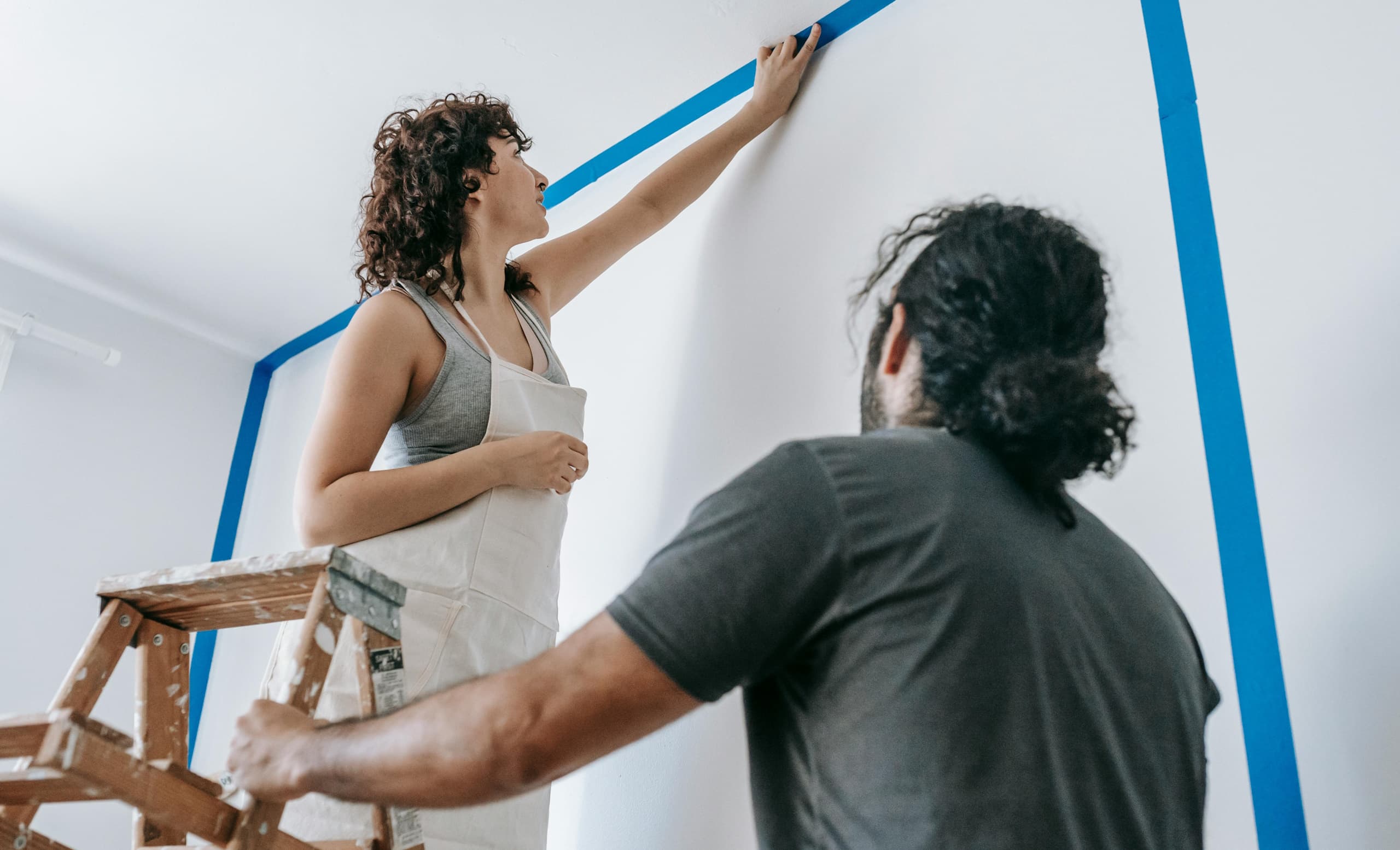 Homeowner painting / painting house / diy home project